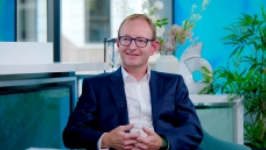 Mark Versey | CEO Aviva Investors